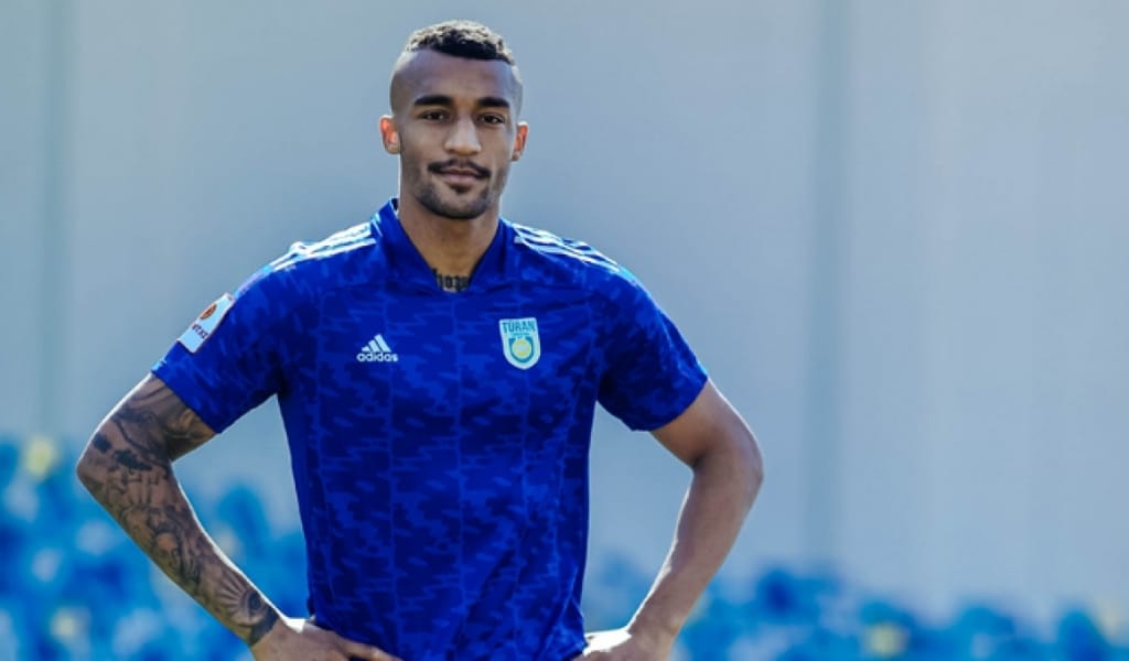 АДАМС «ЖЕТІСУҒА» КЕЛДІ