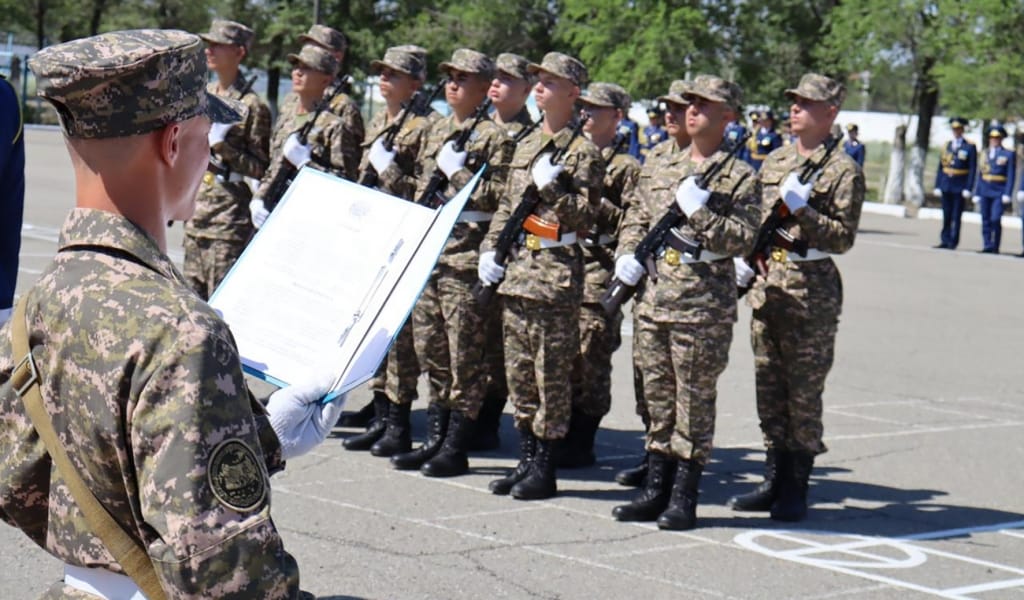 Жас сарбаздар әскери ант қабылдады