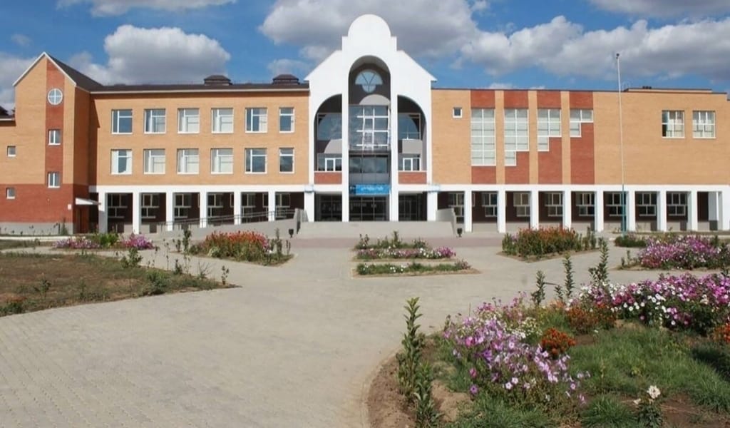 Мұғалім мектеп ауласында өзіне қол жұмсады