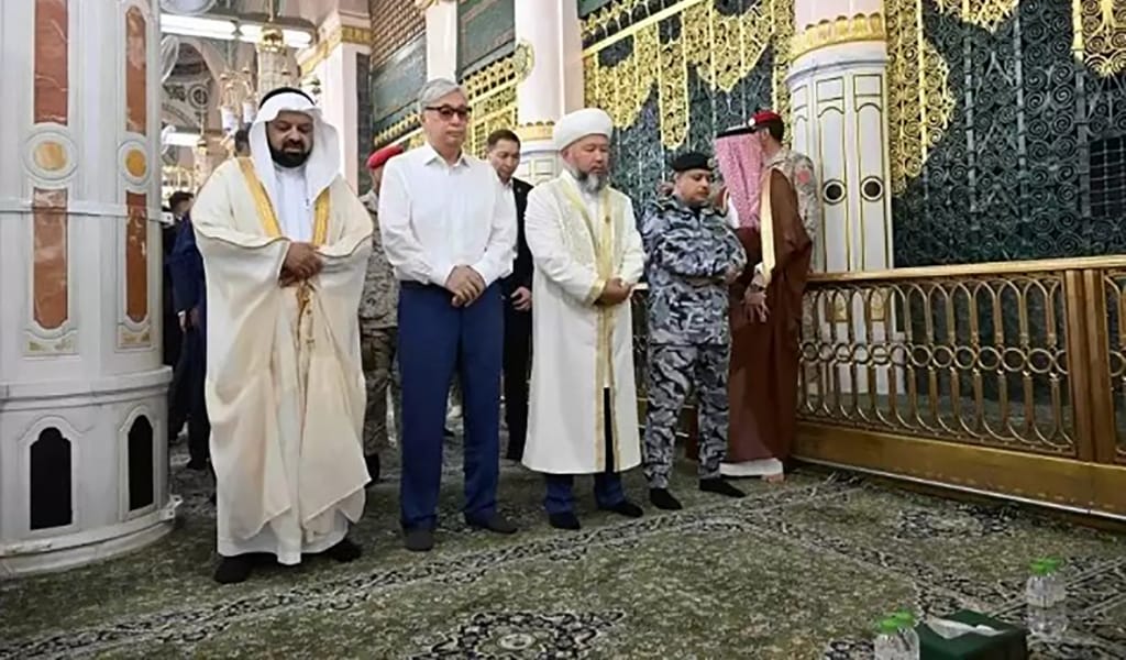 Тоқаев Мұхаммед пайғамбар мешітіне зиярат етті