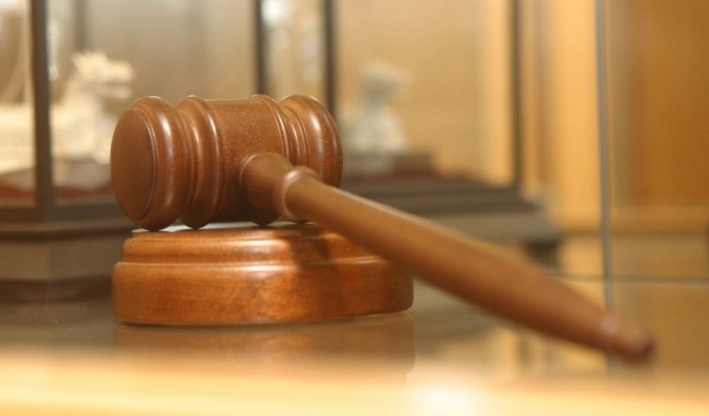 &laquo;Күдіктіні&raquo; өлтіріп алған полицей 10 жылға сотталды