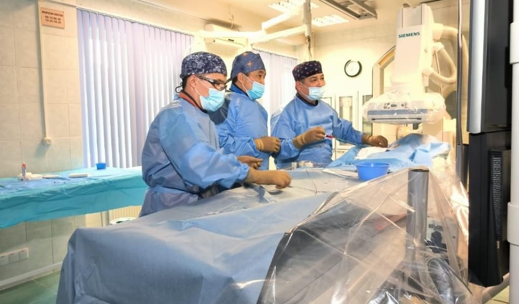 ЕЛІМІЗДЕ АЛҒАШ РЕТ БАЛАЛАРДАҒЫ БАУЫР ОБЫРЫН ЕМДЕУДІҢ БІРЕГЕЙ ӘДІСІ ЕНГІЗІЛДІ