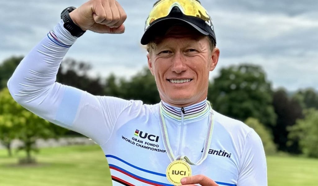 АРДАГЕРЛЕР АРАСЫНДА ӘЛЕМ ЧЕМПИОНЫ БОЛДЫ