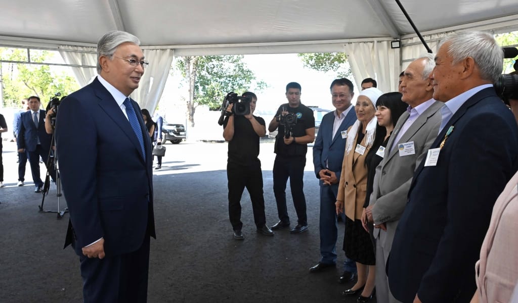 "Ел көлемінде өскелең ұрпаққа қызмет ететін нысандарды көбірек салу керек": Тоқаев халық тілегін тыңдады