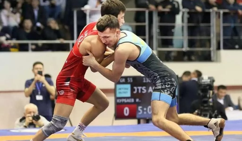 Германиядағы турнирде қазақстандық екі балуан алтын медальға таласады