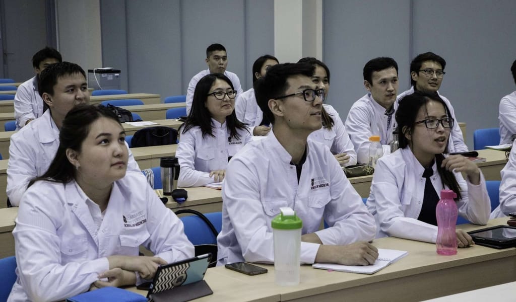 Резидентураға бөлінген грант саны 2500-ге дейін өсті