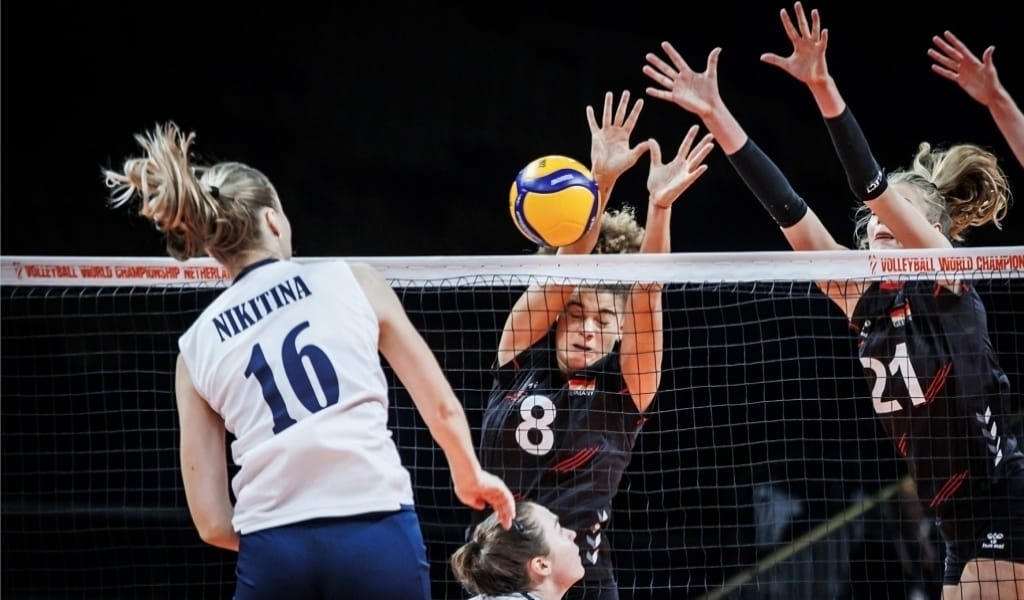 Бес қыз құрама сапын толтырды