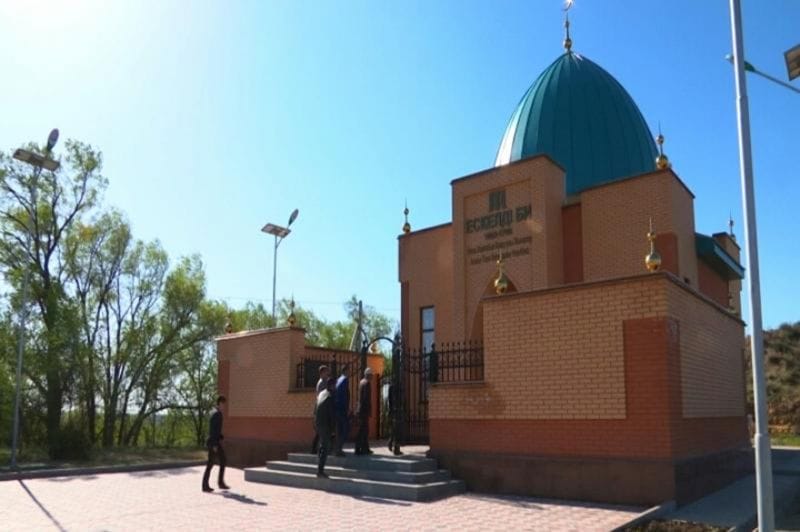 Ескелді бидің ел есіндегі жеті қасиеті