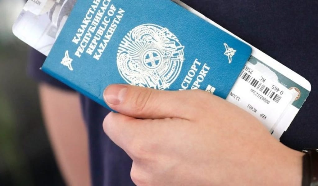 &laquo;Қандастарға визаны сатып жатыр&raquo;: Желіні шулатқан ақпаратқа Қытайдағы Консулдық жауабы