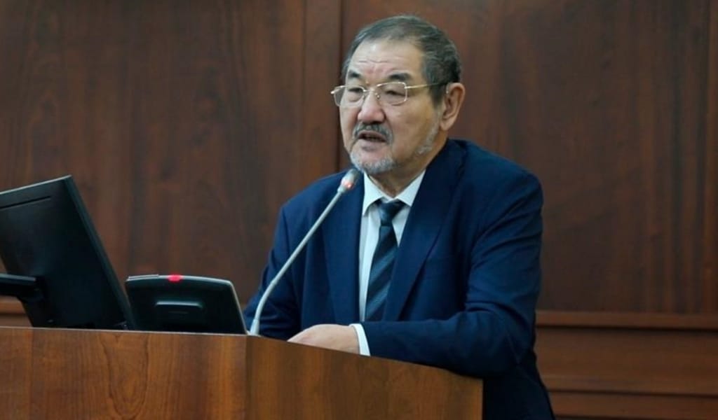 Тұрсын Жұртбай: Әуезов &ndash; &laquo;Сталиннің фавориті&raquo; емес!