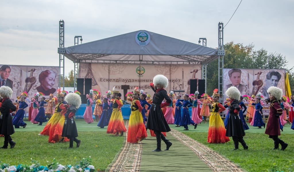 Көрген де, көрмеген де армандаған думан
