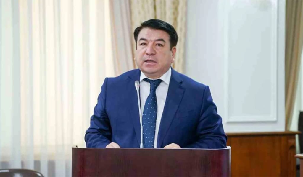 Мектепке хиджаб киіп барып жүрген бір де бір оқушы жоқ – министр