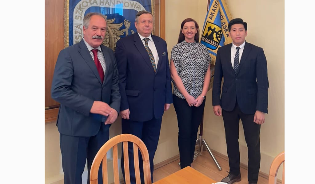 Польшада Катовице бизнес университетінің ректорымен кездесу өтті