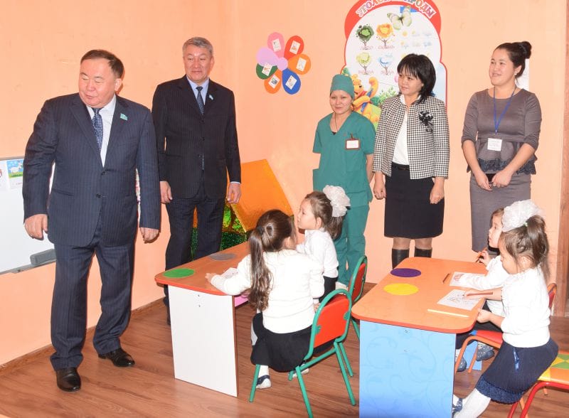 Жамбыл жұртшылығымен жүздесті