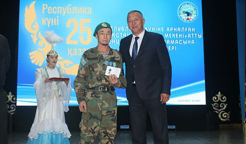 Сарқандықтар Республика күнін атап өтті
