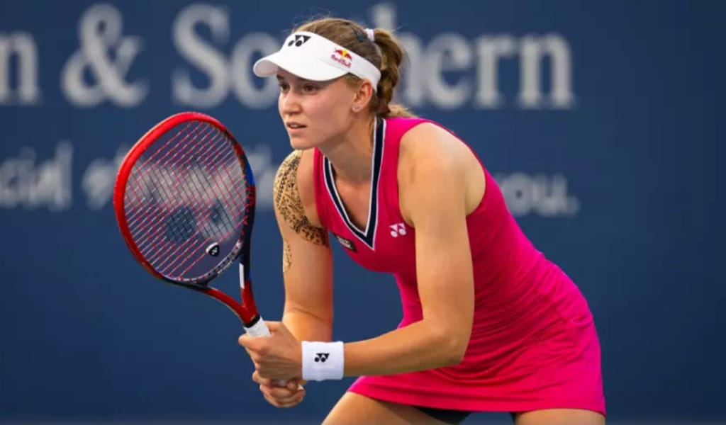 Елена Рыбакина WTA шешуші турнирінің алдындағы алғашқы жаттығуын өткізді