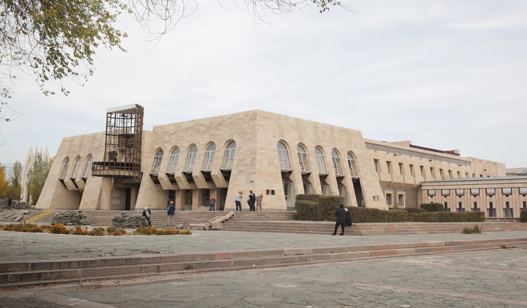 Ерекше сәулеткерлік үлгідегі Мәдениет үйі жөнделуде