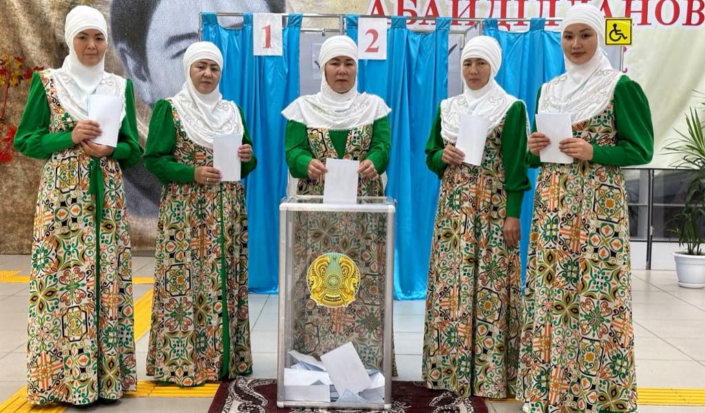 Қарабөгеттік абысындар таңдау жасады