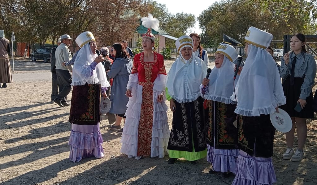 Сайлаушылардың құрметіне концерттік бағдарлама ұсынылды