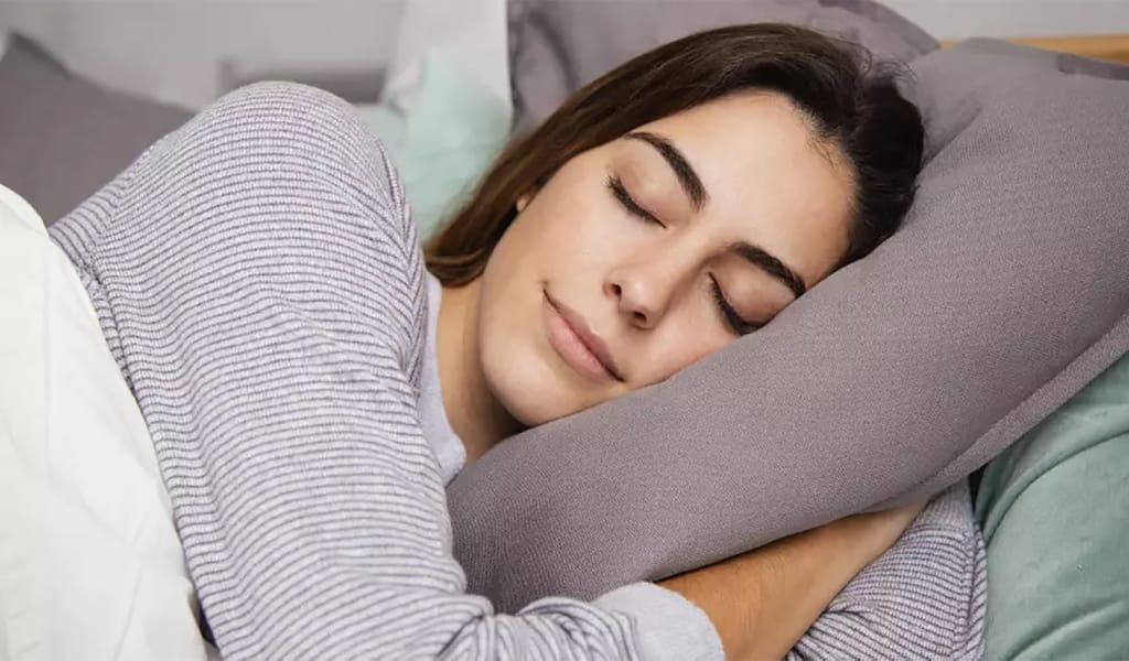 Ұйқыны жақсарту үшін тұтынудан бас тарту керек 3 өнім
