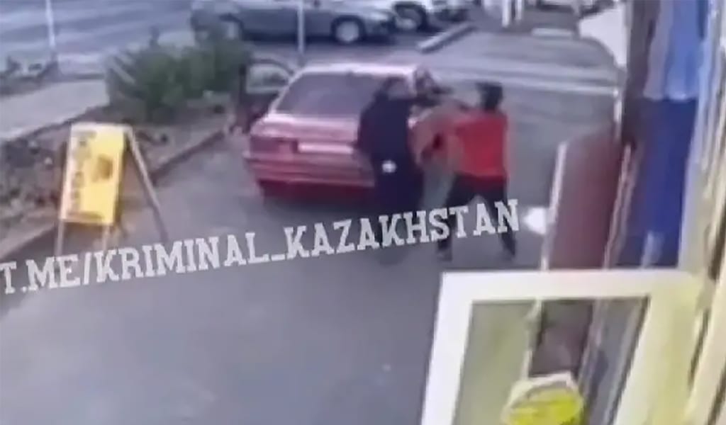 Жетісу облысында көлік жүргізушісі ер адамды ұрып өлтірді