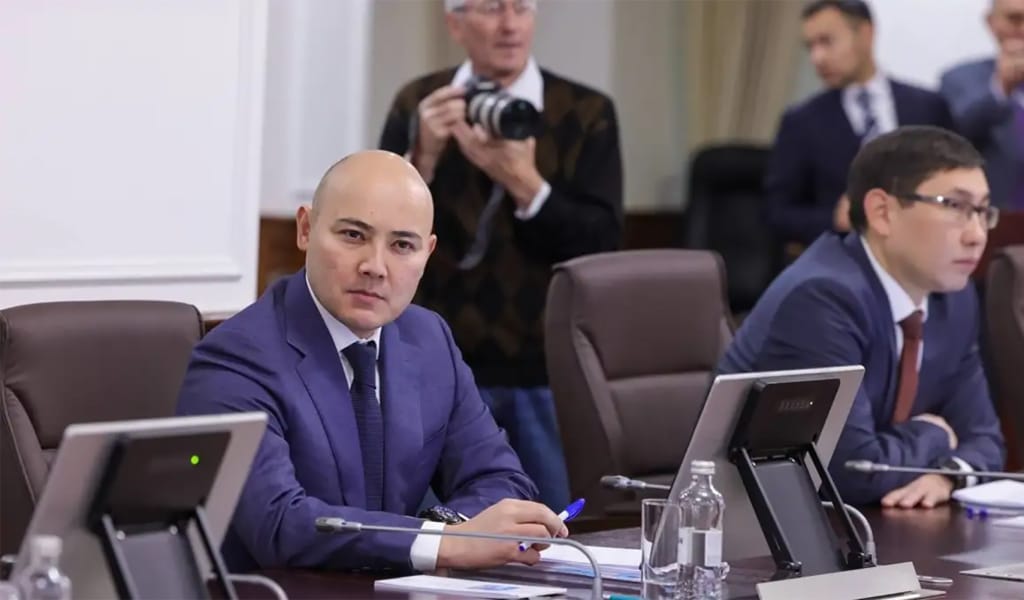 Әлібек Қуантыров қосылған құн салығы азық-түлік бағасына қалай әсер ететінін түсіндірді