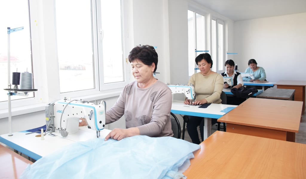 Ауылдағы тігін цехы