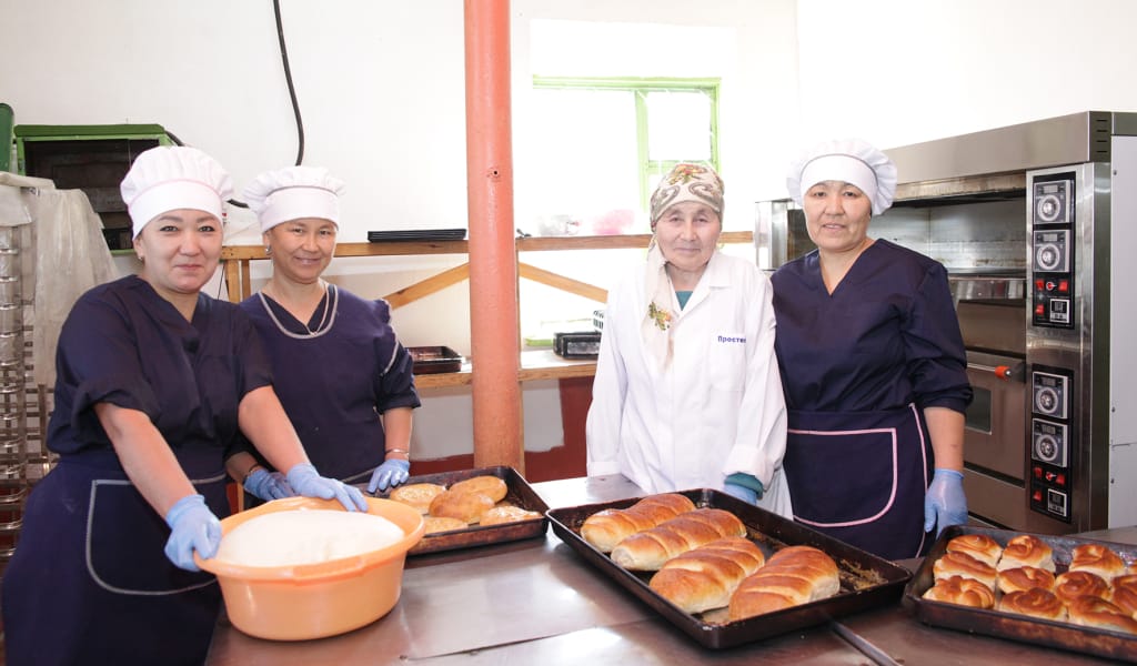 Түрлі нан пісіріледі