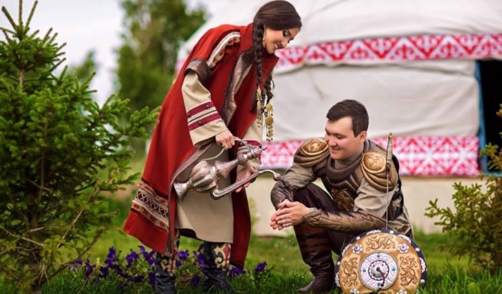 &laquo;Қынаменде&raquo; сөзінің төркіні