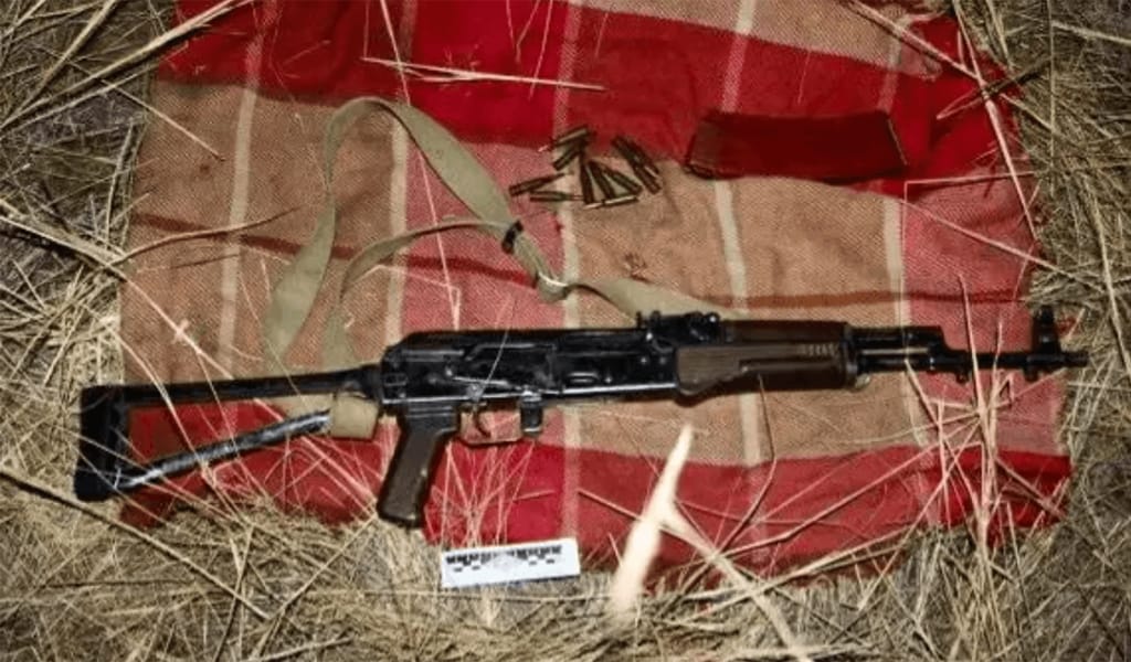 Ауыл тұрғынының көлігінен суық қару табылды