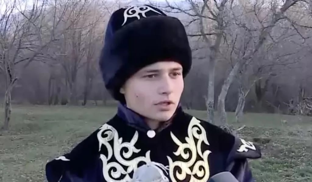 Иван Лавров есімді жас жігіт ителгі баптап жүр
