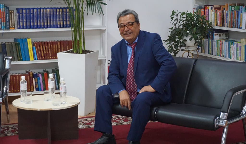 Жақсылықты желдіртіп жазатын журналист