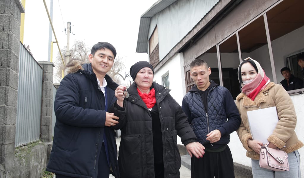 «DAULETTEN ҚОРЫ» 66-ШЫ БАСПАНАНЫ СЫЙҒА ТАРТТЫ