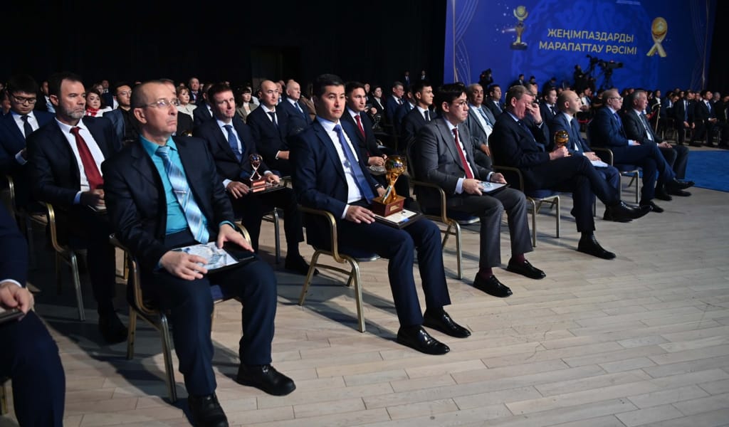 ҮЗДІК КӘСІПКЕРЛЕР МАРАПАТТАЛДЫ