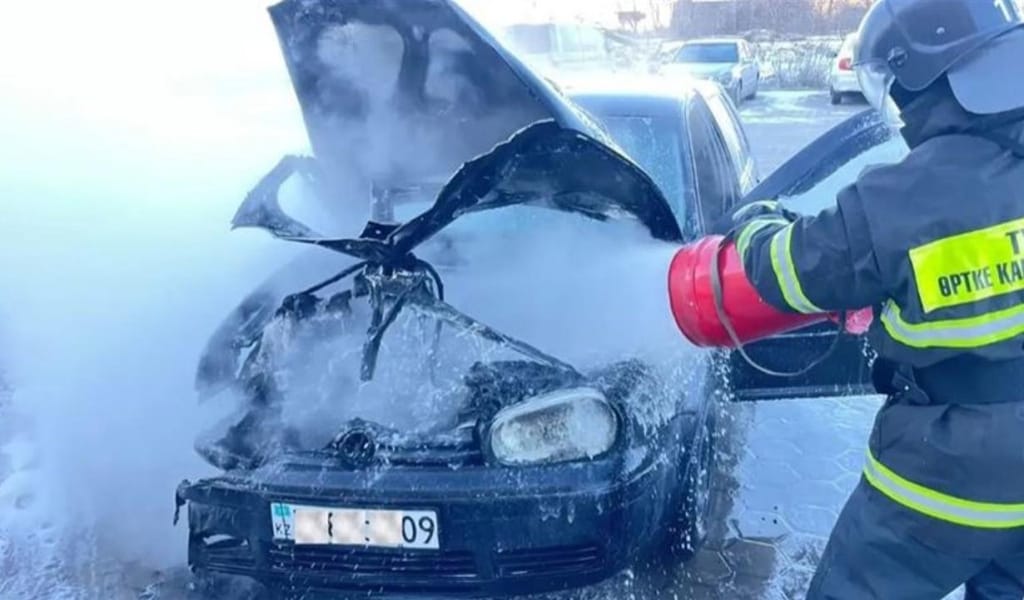 Сақ болыңыз. Көлікте өрт туындауы мүмкін