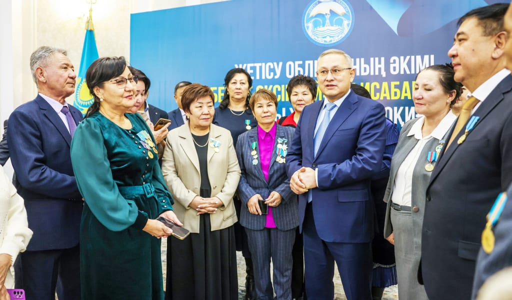 «ЖЕЛТОҚСАНШЫЛАРҒА» ЕСКЕРТКІШ ҚОЙЫЛАДЫ