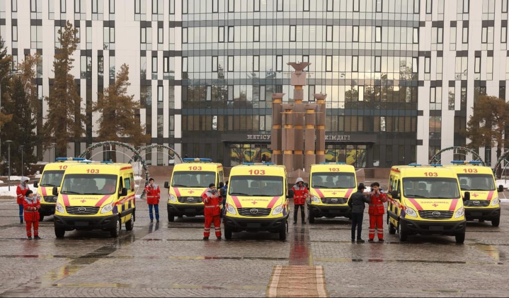 Жедел жәрдем көлігінің кілттері тапсырылды