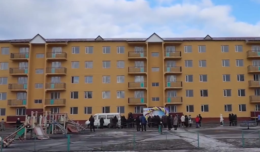 АЛАКӨЛДЕ ЖАҢА 60 ПӘТЕРЛІ ТҰРҒЫН ҮЙ ПАЙДАЛАНУҒА БЕРІЛДІ