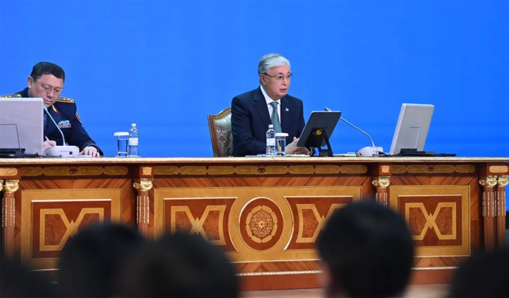 «Жат идеология елімізге зор қауіп төндіреді». Тоқаев заң үстемдігін күшейтуді тапсырды