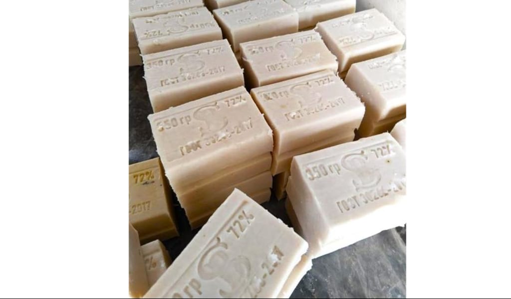 Жетісулық отбасы кір сабын өндіретін цех ашты