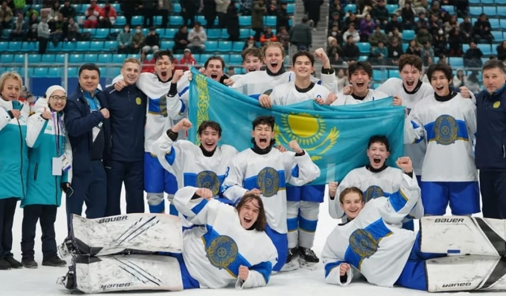 Канвон-2024: Қазақстандық хоккейшілер қола жүлдеге ие болды