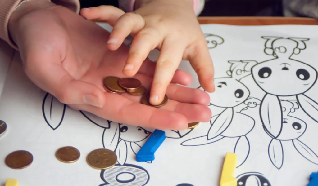 Елімізде 7 миллионға жуық баланың есепшотына 100 доллардан түсті