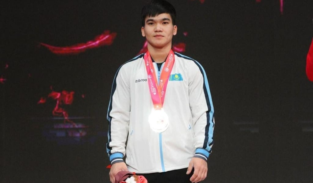 Сайрамкез Ақмолда Азия чемпионатында күміс медаль алды