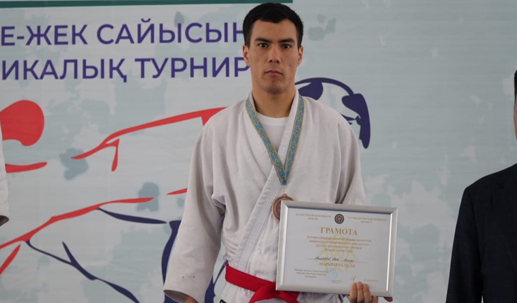 ЖЕТІСУЛЫҚ ШЕКАРАШЫЛАР ЖҮЛДЕГЕР АТАНДЫ