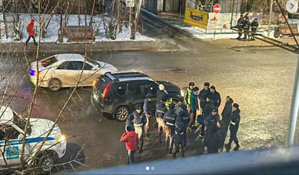 ТАЛДЫҚОРҒАНДА ЖАСӨСПІРІМДЕР АТЫСҚАН