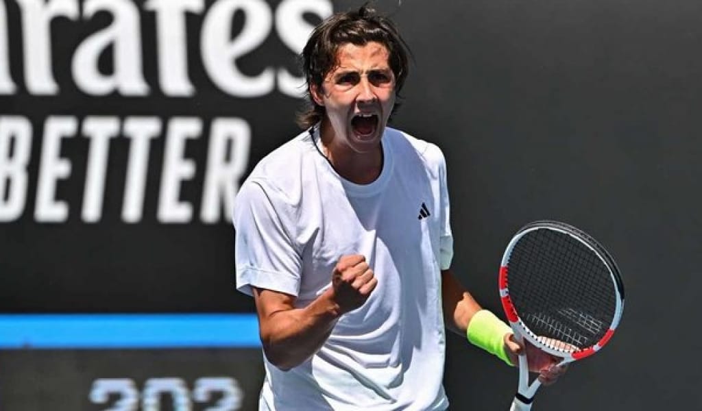 Қазақстандық теннисші Нидерландта әлемнің жетінші ракеткасын ұтып кетті