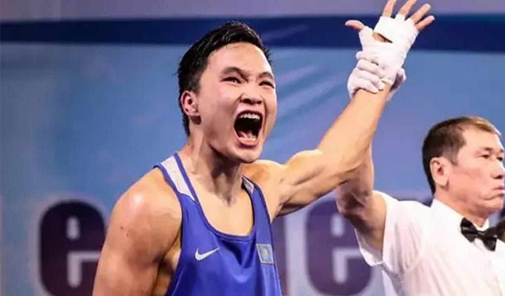 Әуесқойдан шеттелген қазақ боксшы кәсіпқойдағы алғашқы айқасында жеңіске жетті