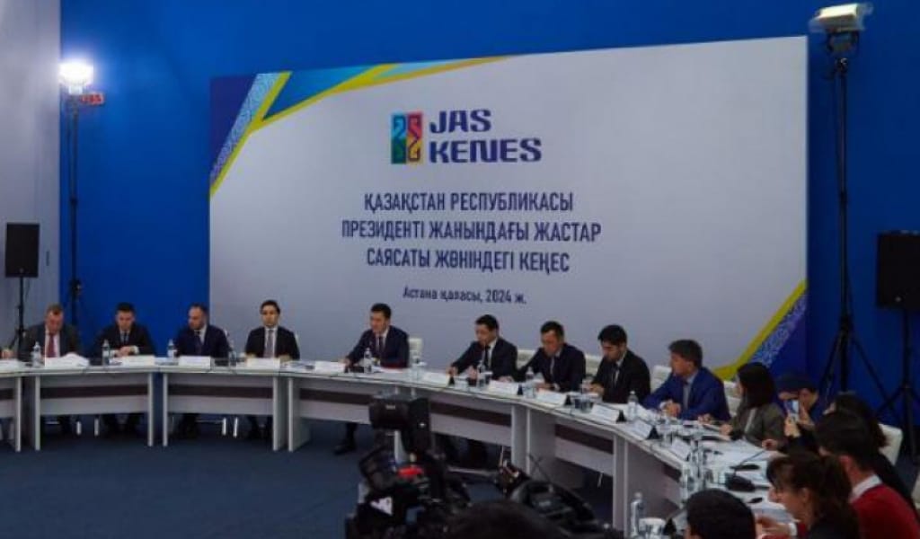ЕРЛАН ҚАРИННІҢ ТӨРАҒАЛЫҒЫМЕН КЕҢЕС ӨТТІ