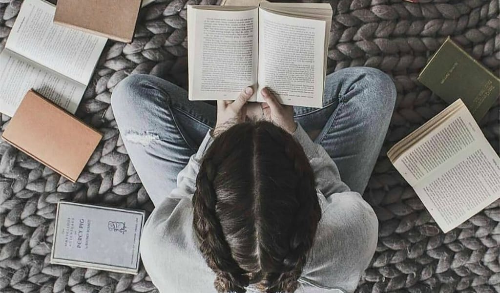 Әрбір қазақ оқуы тиіс 100 кітап