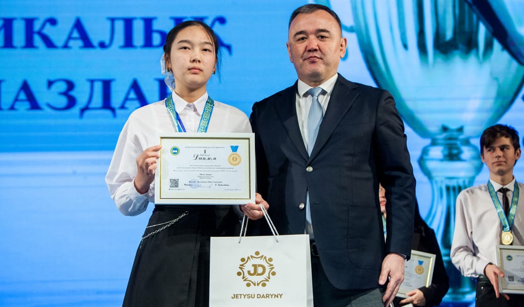 ДАРЫНДЫЛАР ДАРАЛАНДЫ